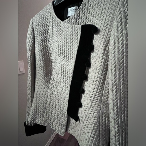 ARMANI COLLEZIONI beautiful BLAZER Jacket Made in ITALY with Velvet Details - Picture 5 of 16